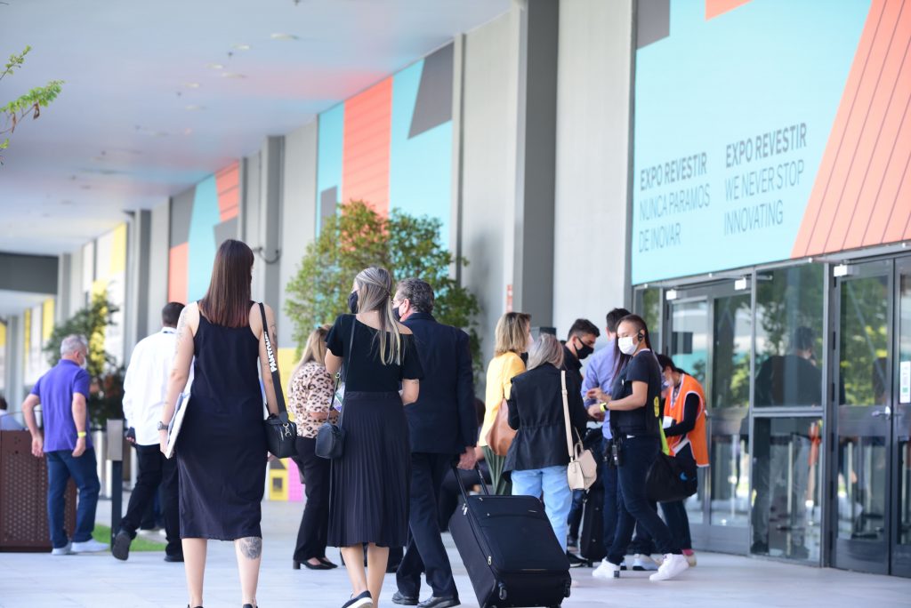 Expo Revestir 2024 – Nina Martinelli marca presença com muitos lançamentos!