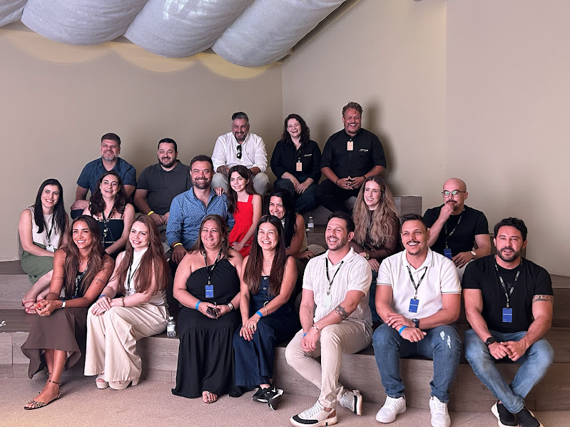 CASACOR Ribeirão Preto 2025 – Talk e coquetel reúnem especificadores, lojistas e profissionais da Nina Martinelli