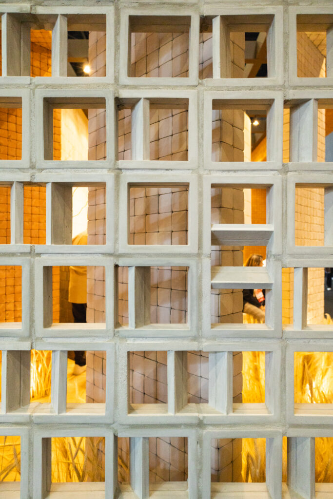 Cobogó Sopro – arquitetura que respira, luz que se desenha – sucesso na Revestir